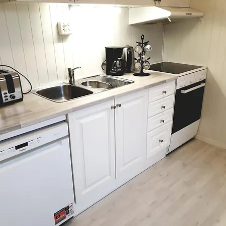 Spacious 2 Bedroom In Arendal. * 아렌달