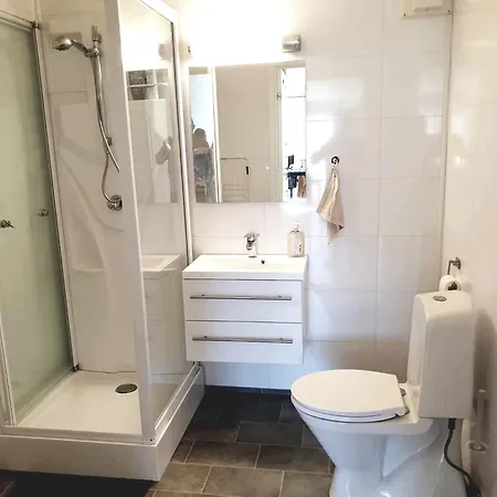 아파트 Spacious 2 Bedroom In Arendal. *