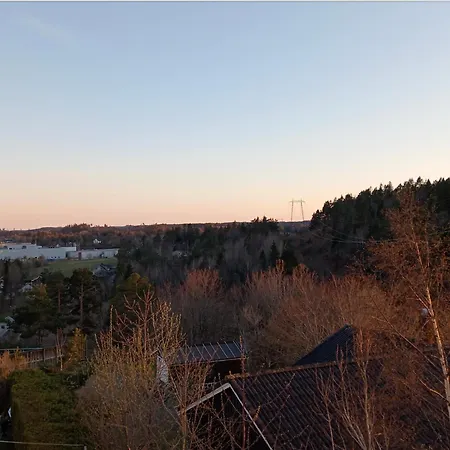 Spacious 2 Bedroom In Arendal. Appartement *