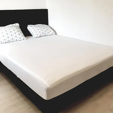 Spacious 2 Bedroom In Arendal. *
